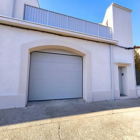 Maison Avec Grand Garage Entierement Renove Capestang