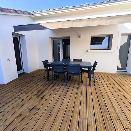 Maison Avec Grand Garage Entierement Renove Apartmán